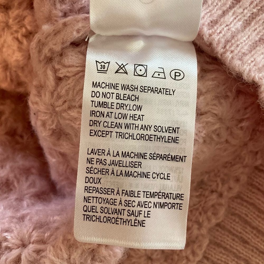 SOLD FARM Rio Pink Flower Texture Knit Cardigan Sweater Button Ruffle Size L - Picture 15 of 16